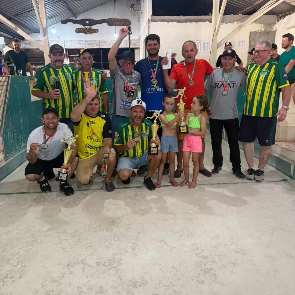 Associação Ouro Verde realiza campeonato interno de bocha em duplas