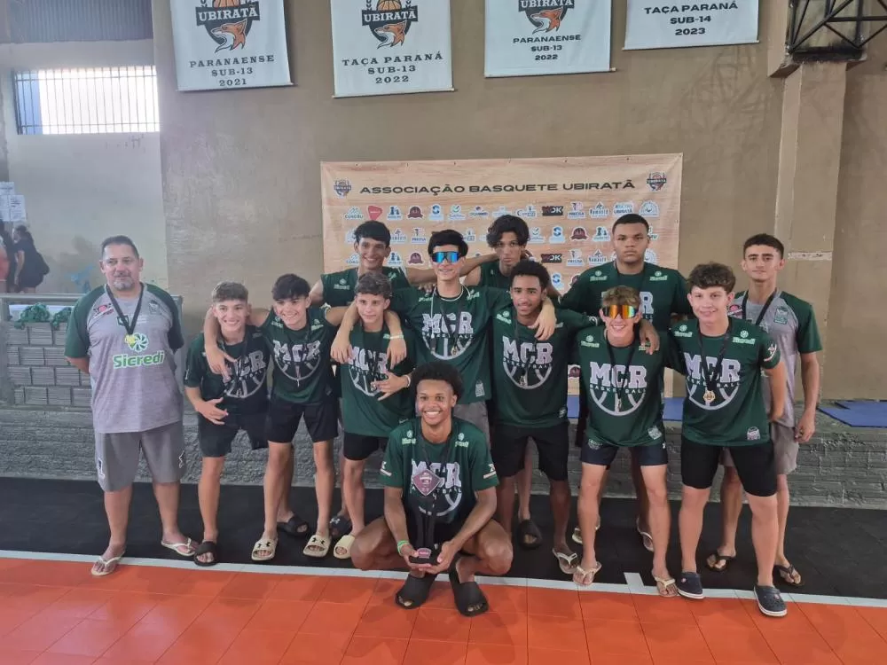 Marechal estreia temporada de basquete invicto em uma categoria e com MVP em competição