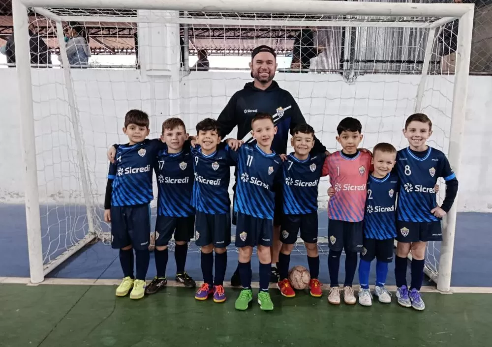 Semana de grandes resultados marca o futsal do Colégio Cristo Rei