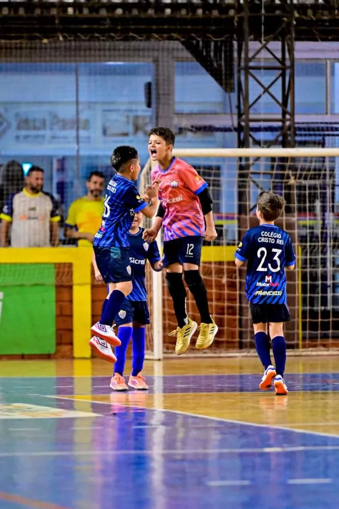 Cristo Rei conquista três vitórias na Copa Toledão de Futebol de Base