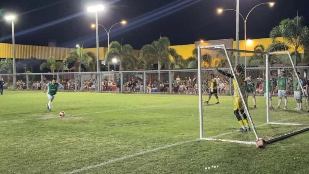 Definidos os primeiros semifinalistas do Campeonato de Futebol Suíço 