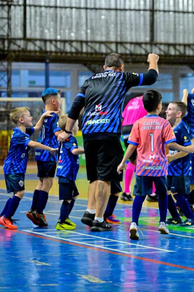 Cristo Rei brilha na Copa Toledão de Futsal